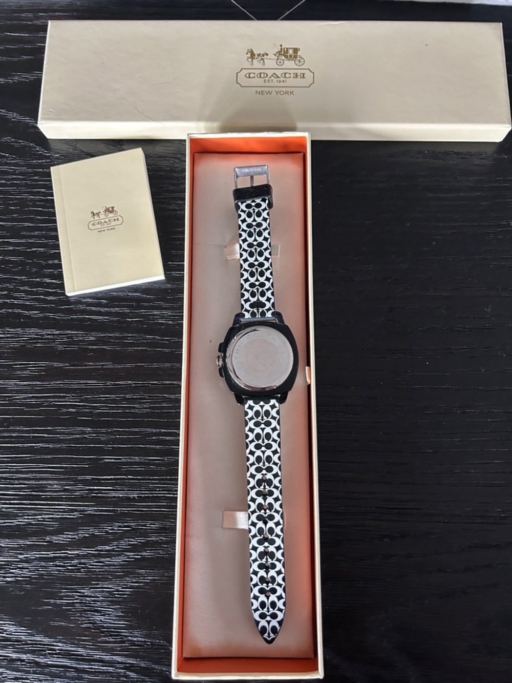 Coach Black Rubber Link Watch with Silver-Tone Dial-brand new battery - Picture 2 of 4